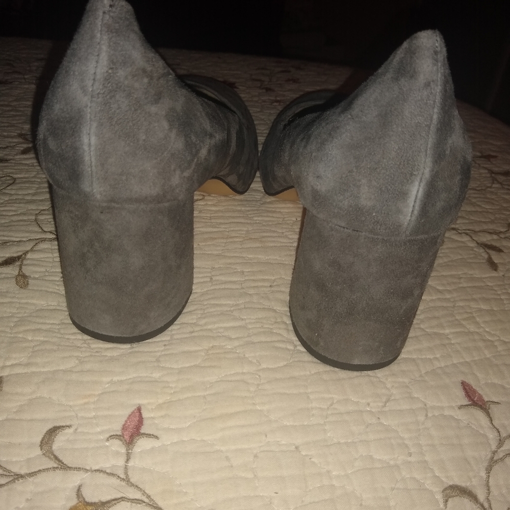 GREY HEELS FROM SAKs 5th. Classic - Picture 5 of 5